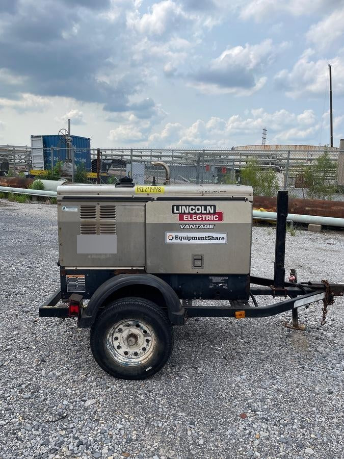 2019 Lincoln Electric Vantage 322 Welder Ready-Pak 3, Two wheel trailer, Fender and Light kit, Cable Rack