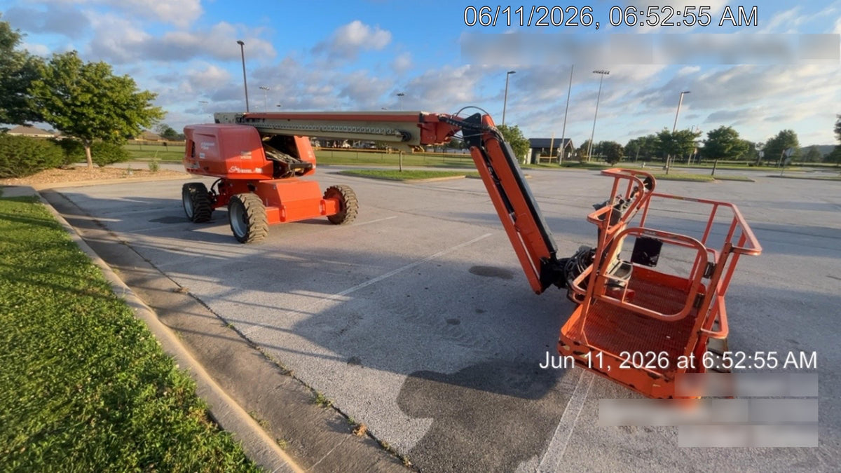 2022 JLG 660SJ