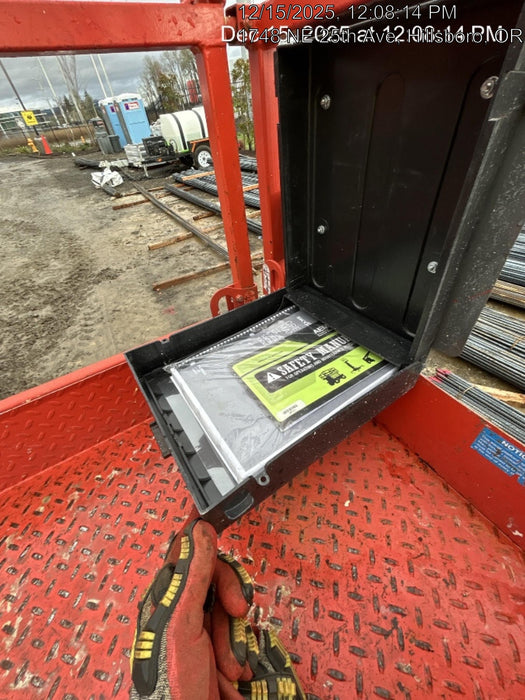 2020 Skyjack SJIII-3219 Solid NM Tires, Half height spring hinged entry gate, Dual Beacons, 800W Inverter