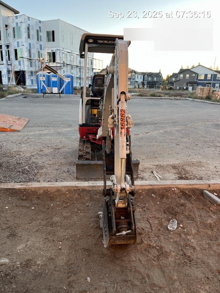 2023 TAKEUCHI TB20e
