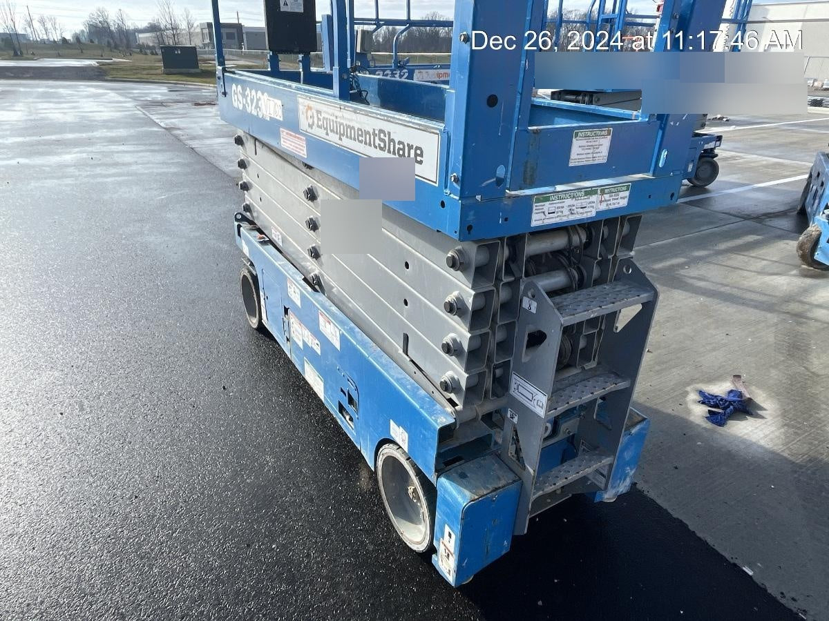 2019 Genie GS-3232 Standard Options