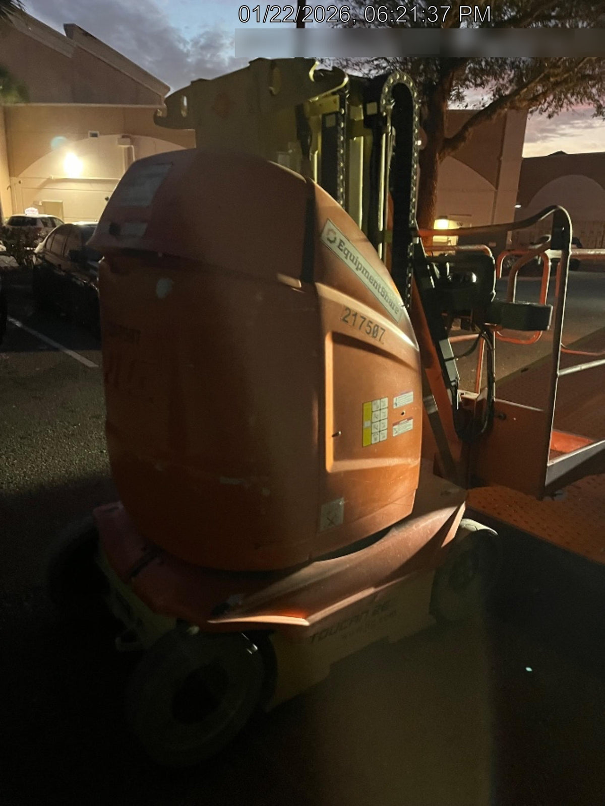 2022 JLG 26E