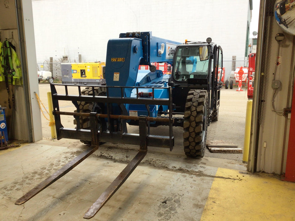 2022 GENIE GTH-844