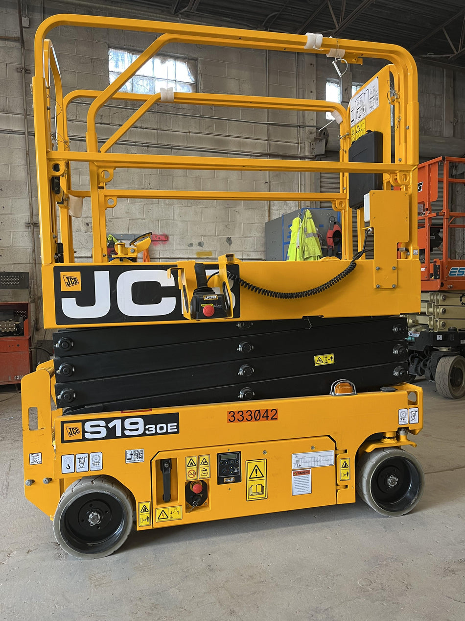 2023 JCB S1930E