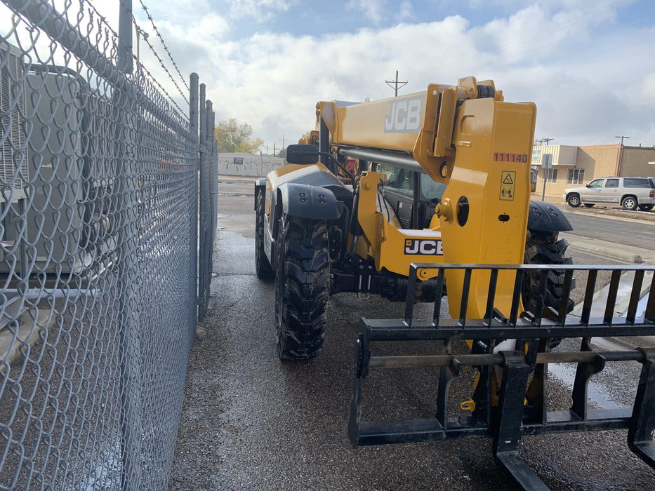 2020 JCB 509-42 Cab/Heat/Air, Solid Tires, Work Lights, Beacon, Aux Hydraulics, Back up Alarm, Lifting Eye, ES Decals