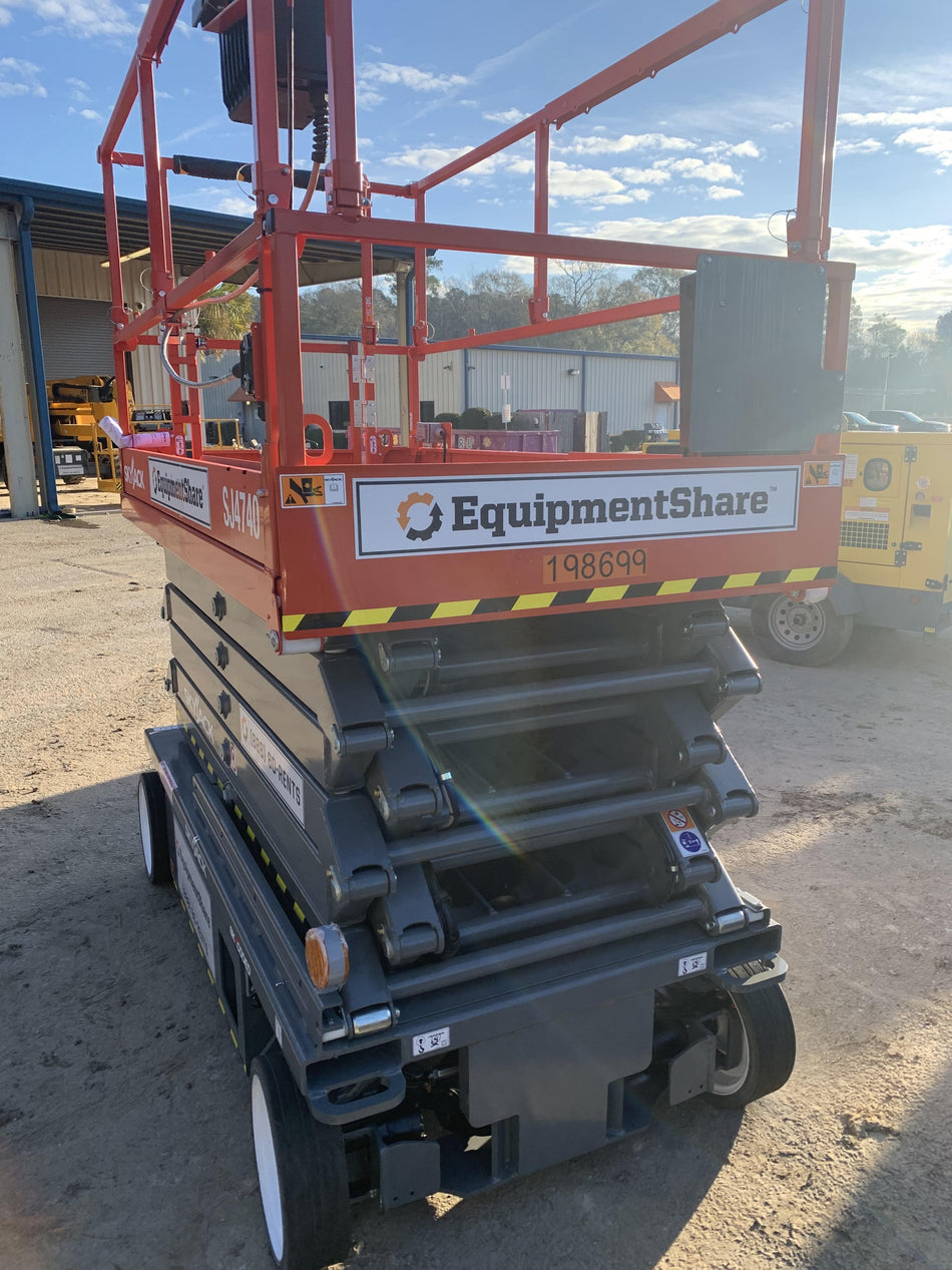 2022 SKYJACK SJ4740
