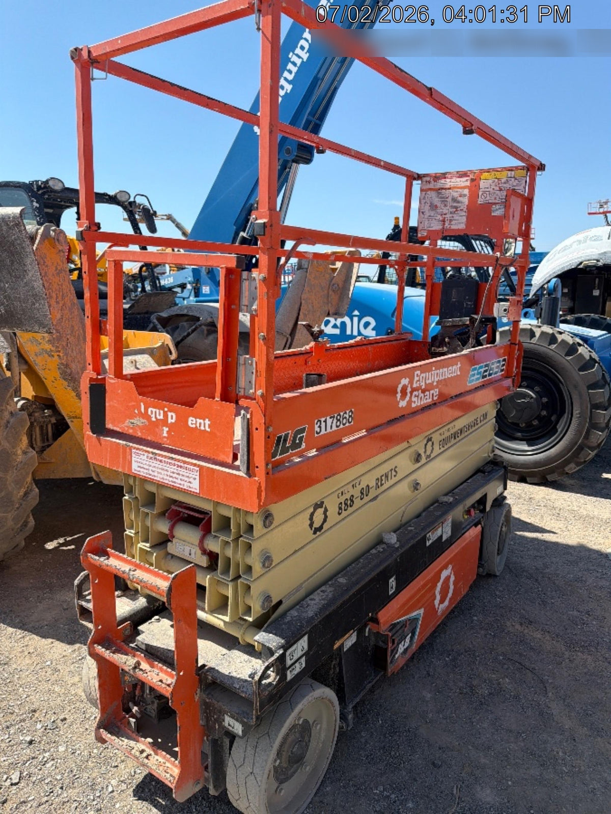 2023 JLG ES2632