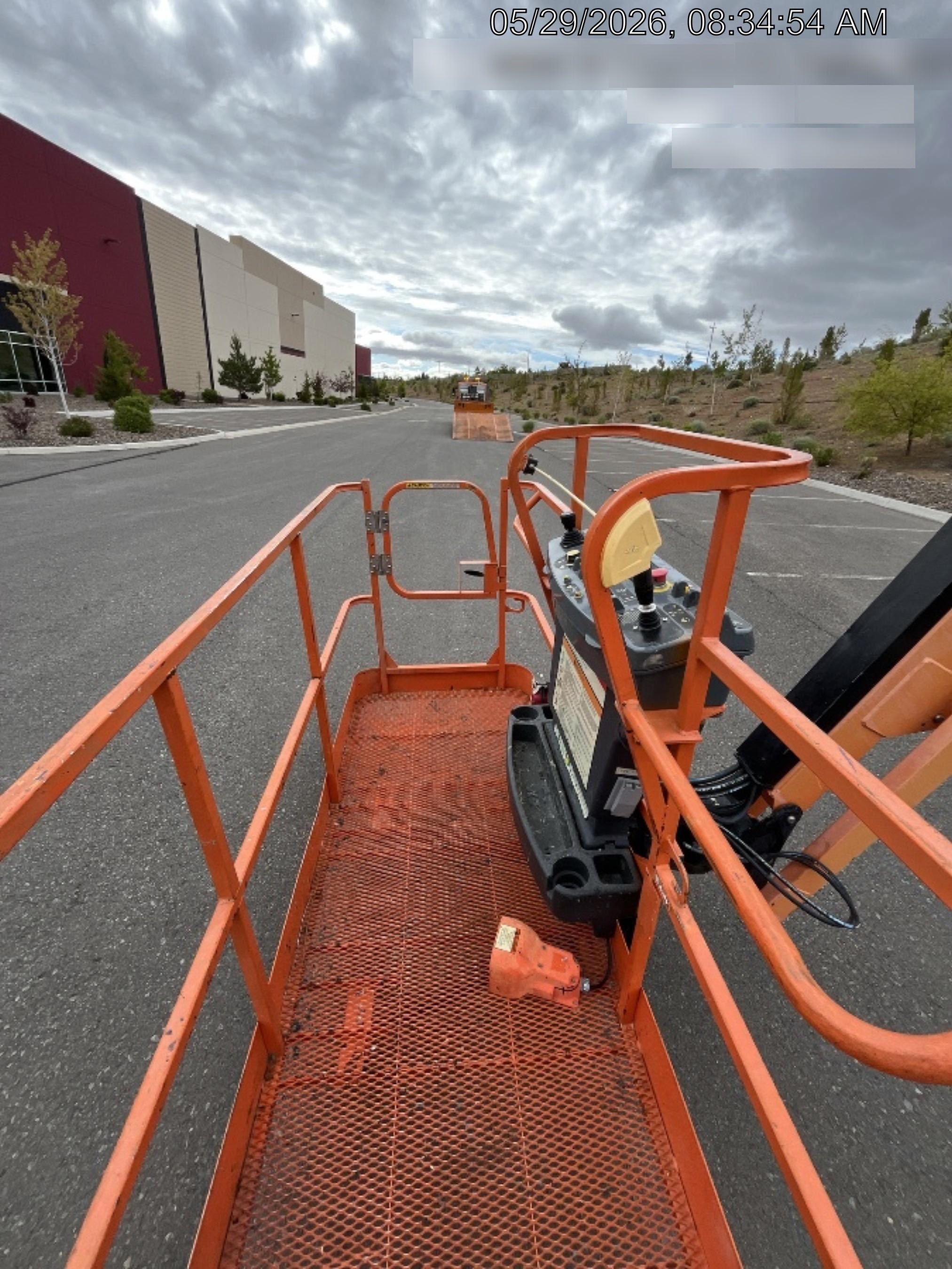 2022 JLG 660SJ