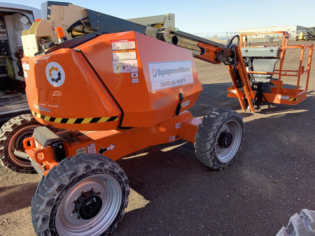 2022 JLG 340AJ