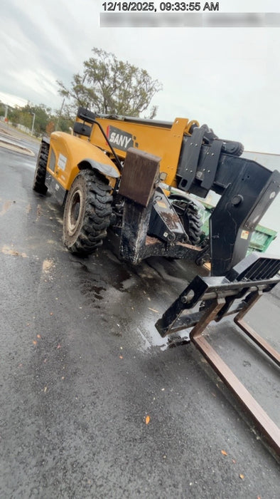 2022 SANY STH1056