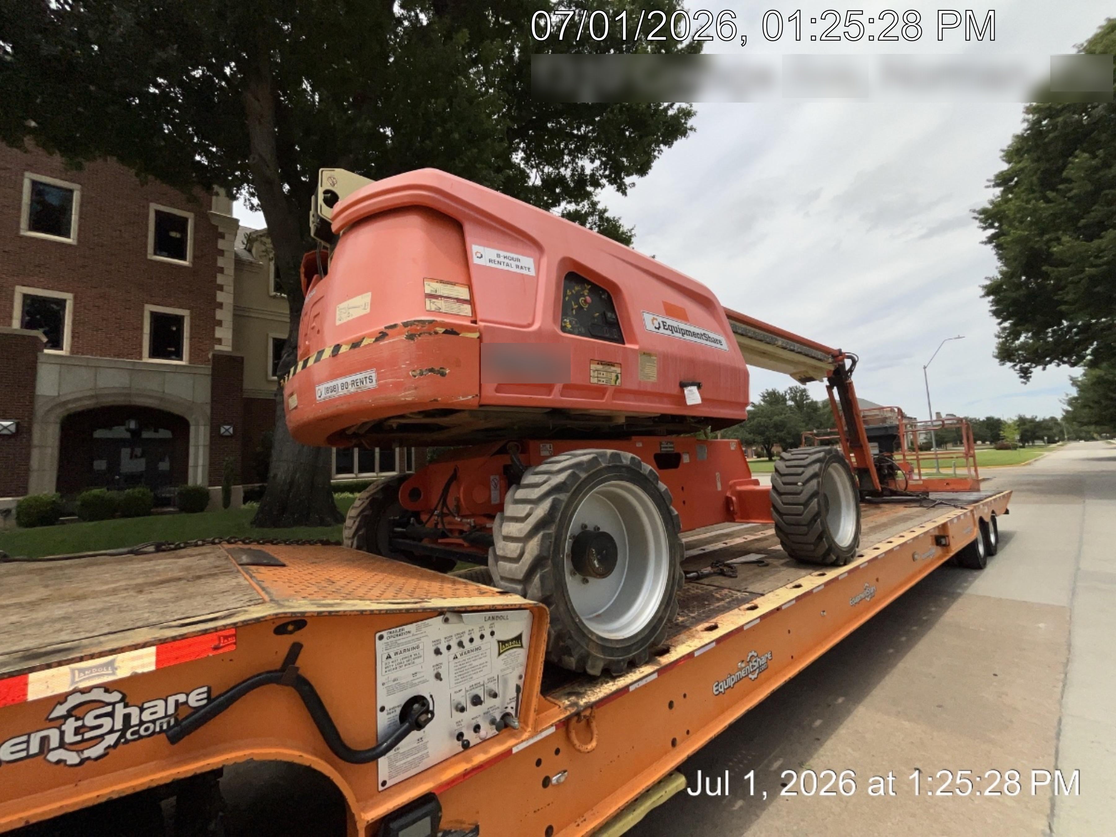2021 JLG 660SJ