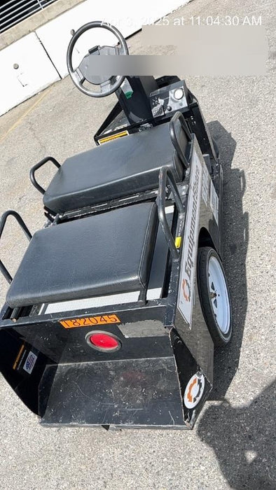 2021 Expeditor Expeditor 3 wheel Expeditor, Steering Wheel, Solid Non marketing tires, Ball Hitch, Front bumper, Painted Black