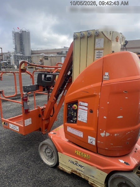 2022 JLG 26E