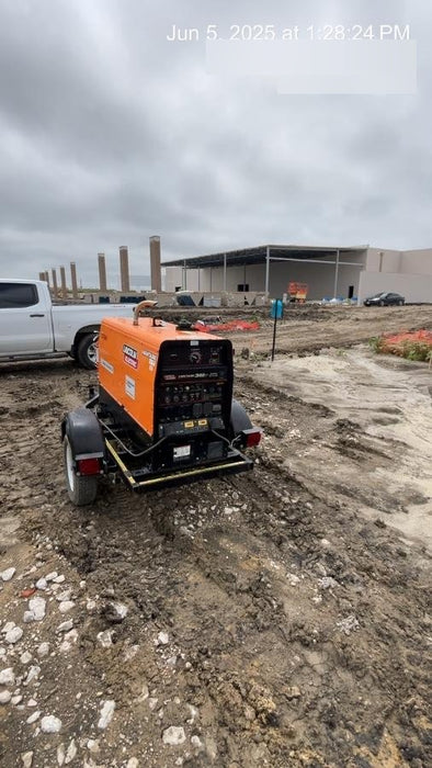 2021 Lincoln Electric Vantage 322 Vantage 322 Ready Pak 3 w/ Decals, ORANGE (includes trailer, cable rack, fender light kit) NO Telematics