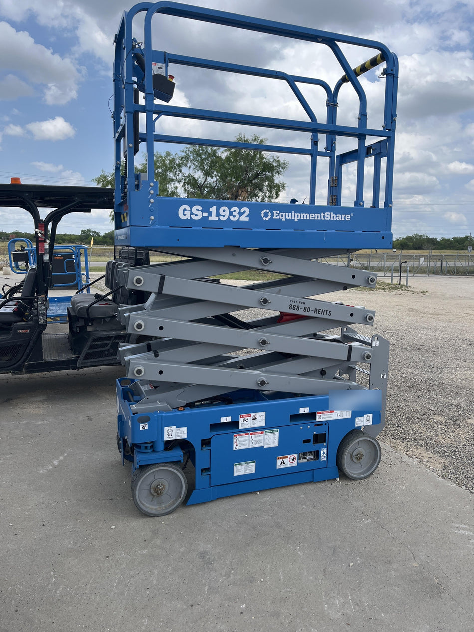 2025 GENIE GS-1932