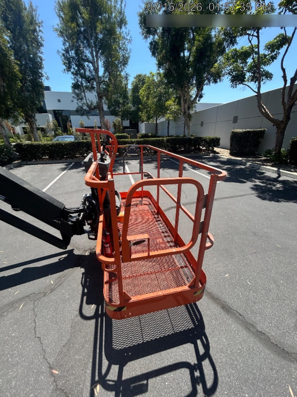 2025 JLG 660SJ