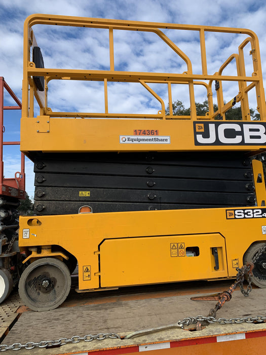 2021 JCB S3246E