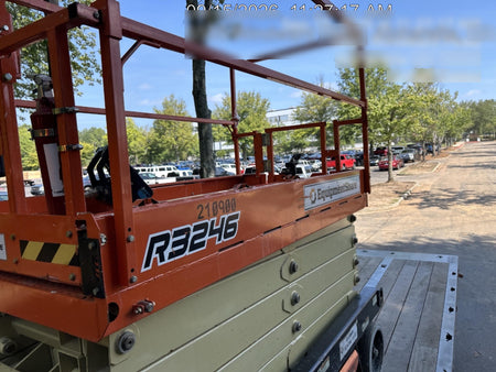 2022 JLG R3246