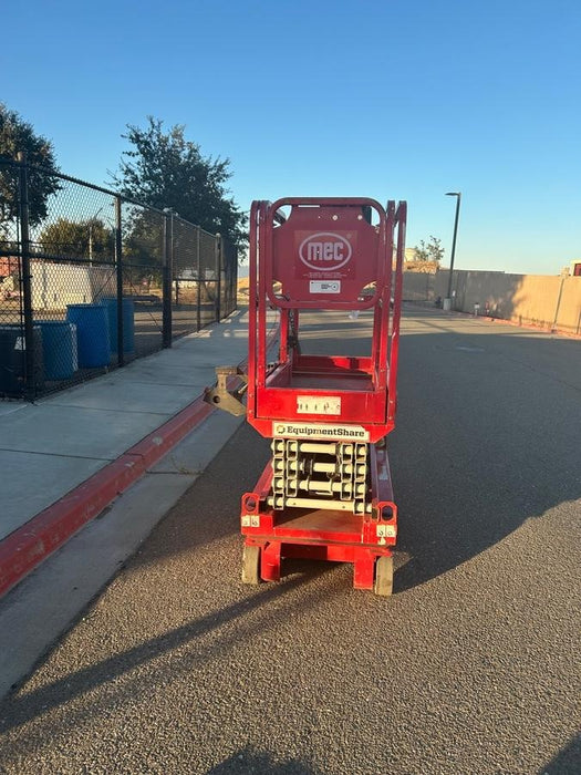 2020 MEC 1330SE Solid NM Tires, Steel Swing out Doors, LCS, Beacon, 900W Inverter