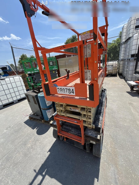 2022 JLG ES1932