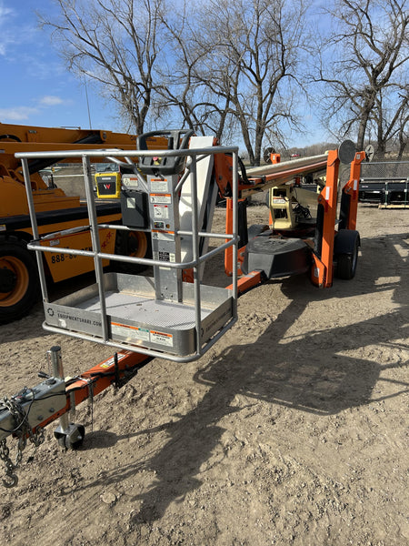 2023 JLG T500J