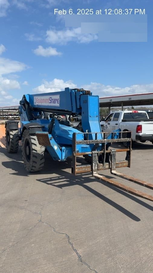 2017 Genie GTH-1056 Genie GTH1056, Solid Tires, 60" carriage, Light Kit, Open ROPS - SN GTH-10E-11914