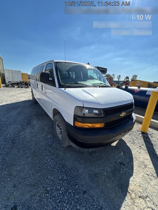 2025 CHEVROLET Express Van - Rental