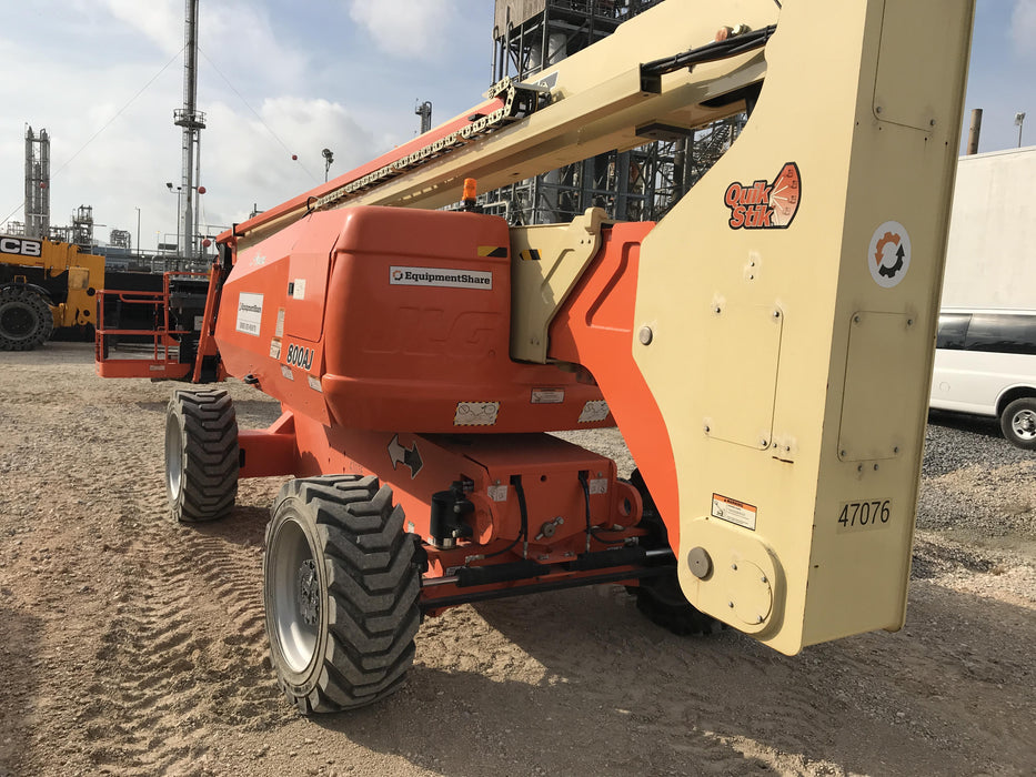 2019 JLG 800AJ
