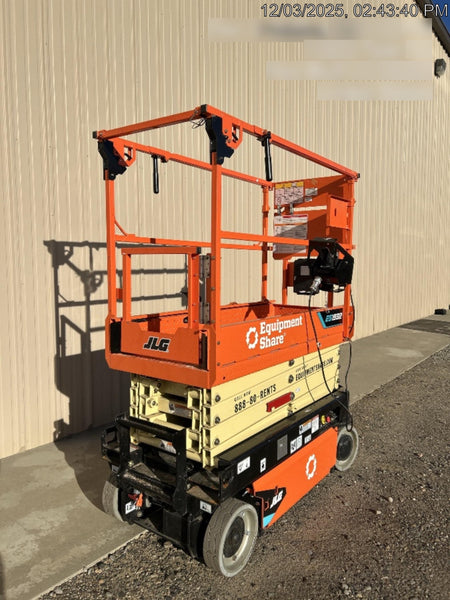 2025 JLG ES1932