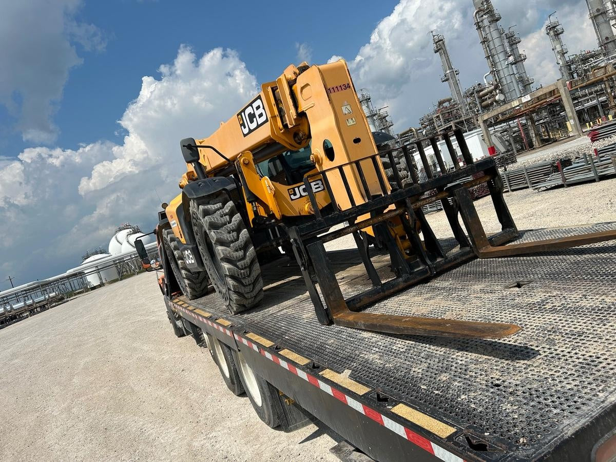 2020 JCB 509-42 Cab/Heat/Air, Solid Tires, Work Lights, Beacon, Aux Hydraulics, Back up Alarm, Lifting Eye, ES Decals