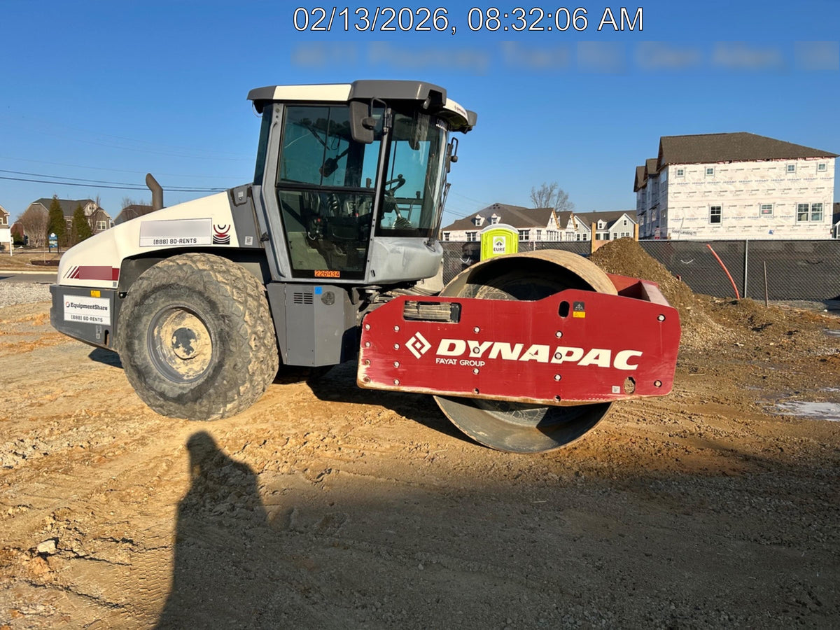 2022 DYNAPAC CA2500D