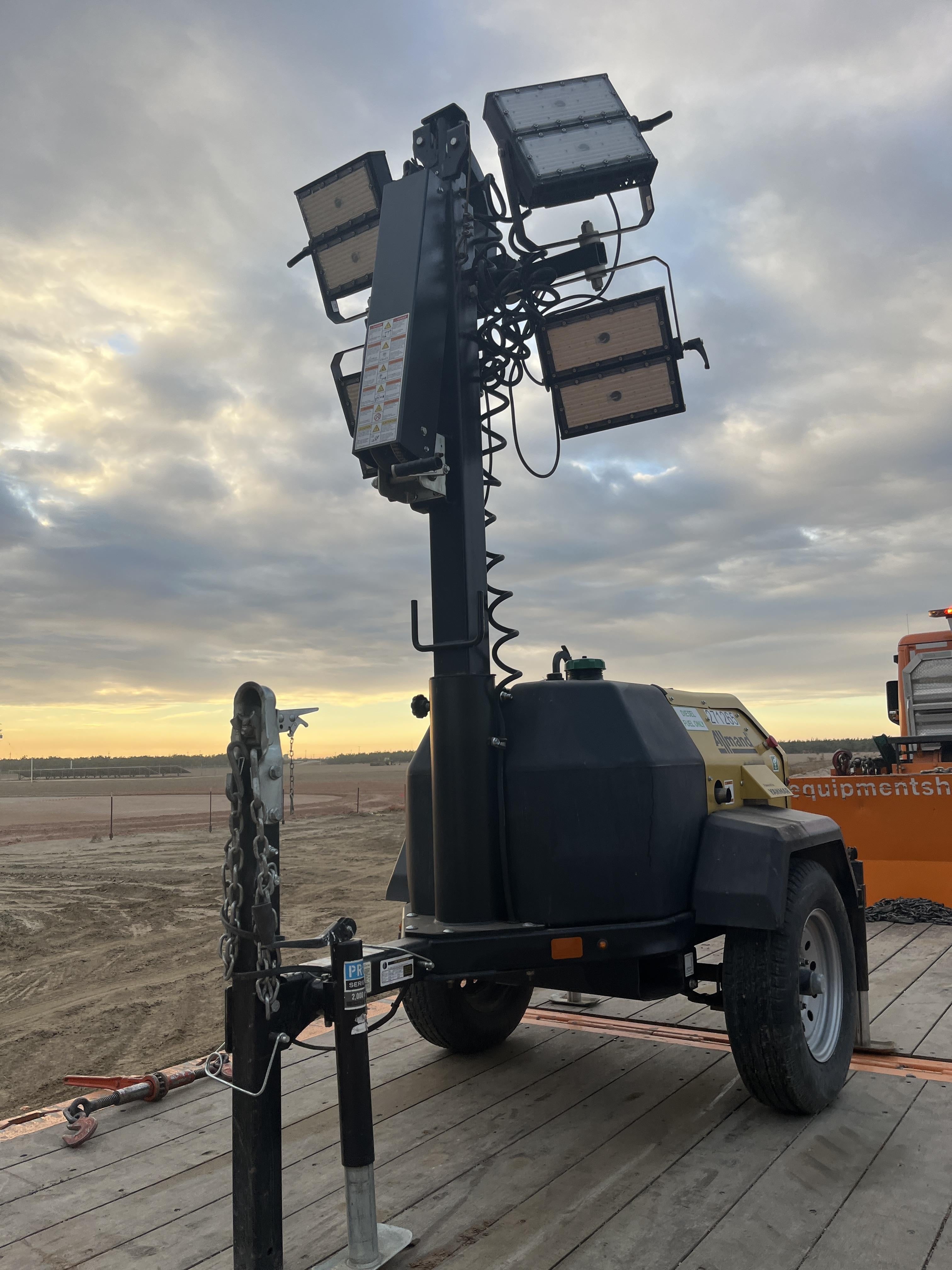2022 Allmand NLV3GR (4) LED Light Fixture 350W, 23' Vertical Mast, 3kW Prime, Towable, ES Decals, T3