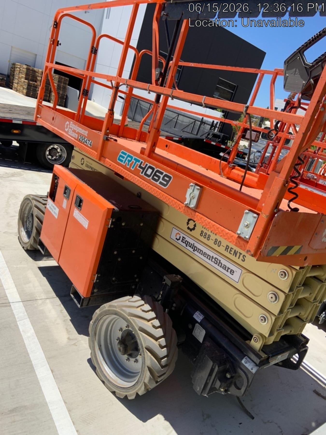 2023 JLG ERT4069