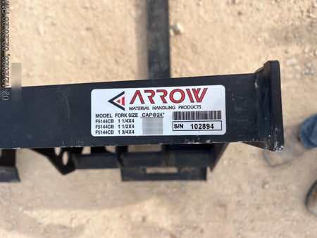 2025 ARROW MATERIAL HANDLING 48" Pallet Forks - Arrow
