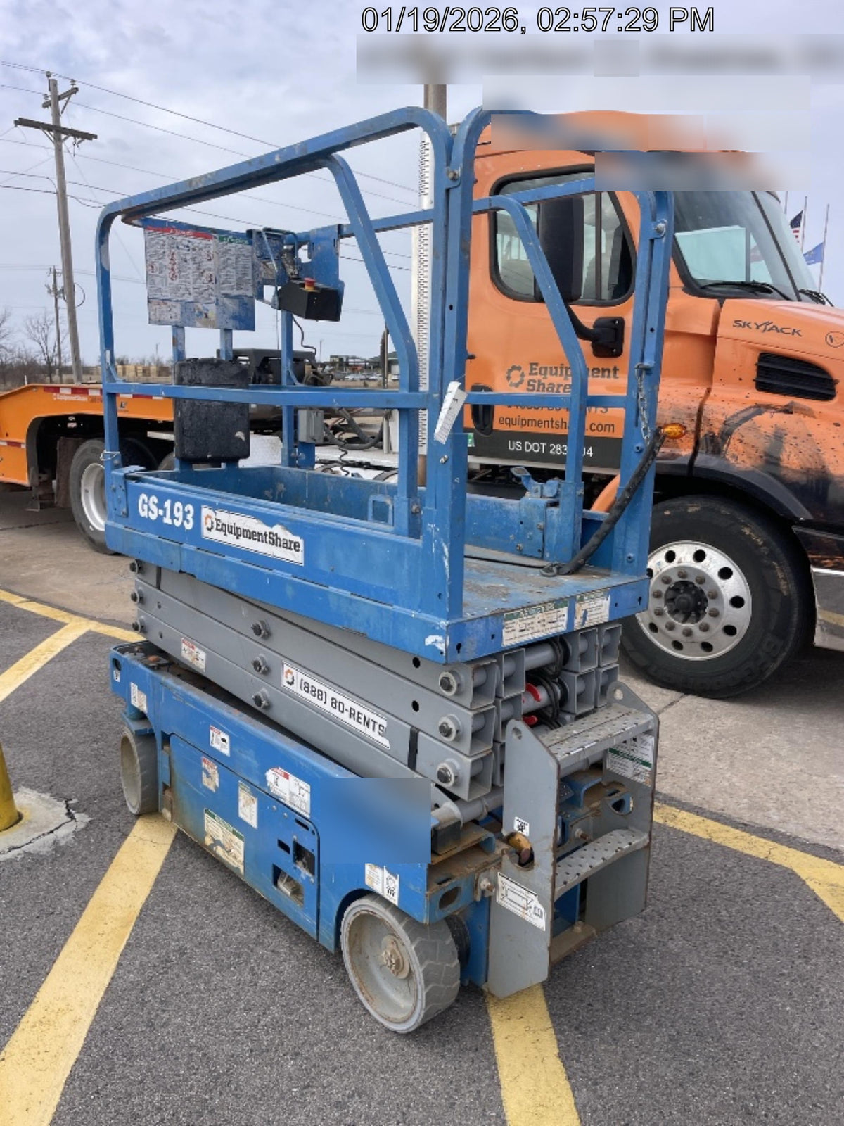 2019 Genie GS-1930 Fixed rails with chain Entry