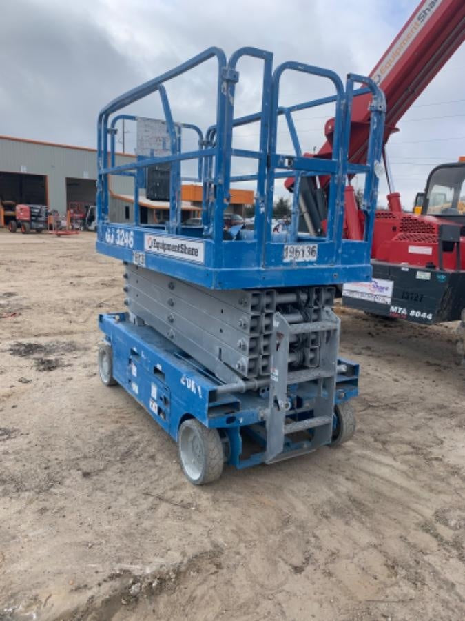 2021 GENIE GS-3246