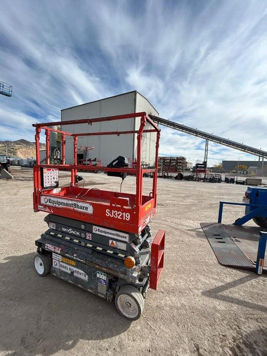 2021 SKYJACK SJ3219