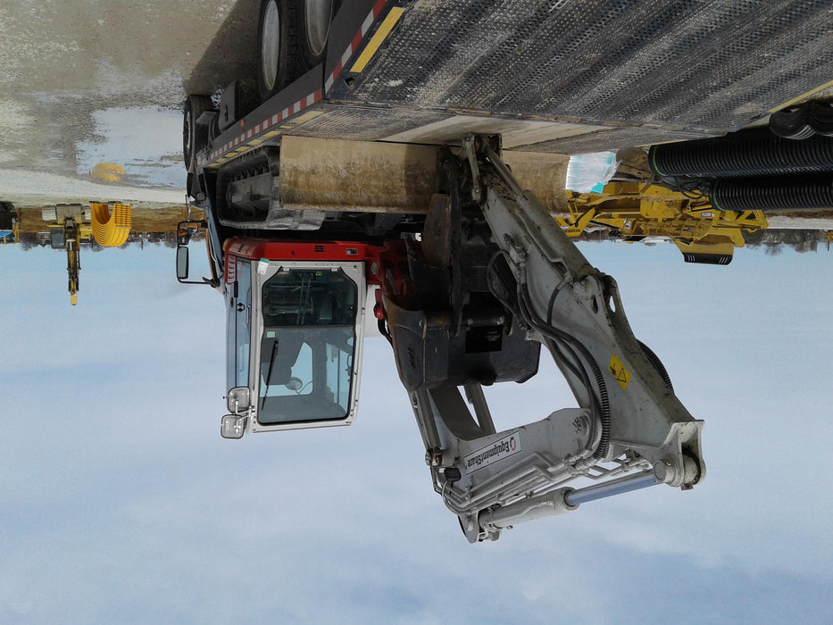 2019 Takeuchi TB290 Cab/Heat/AC Rubber tracks, Dozer blade, Travel alarm, Auxiliary hydraulics Manual QC, Hydraulic thumb, 18", 24", and 36" Buckets