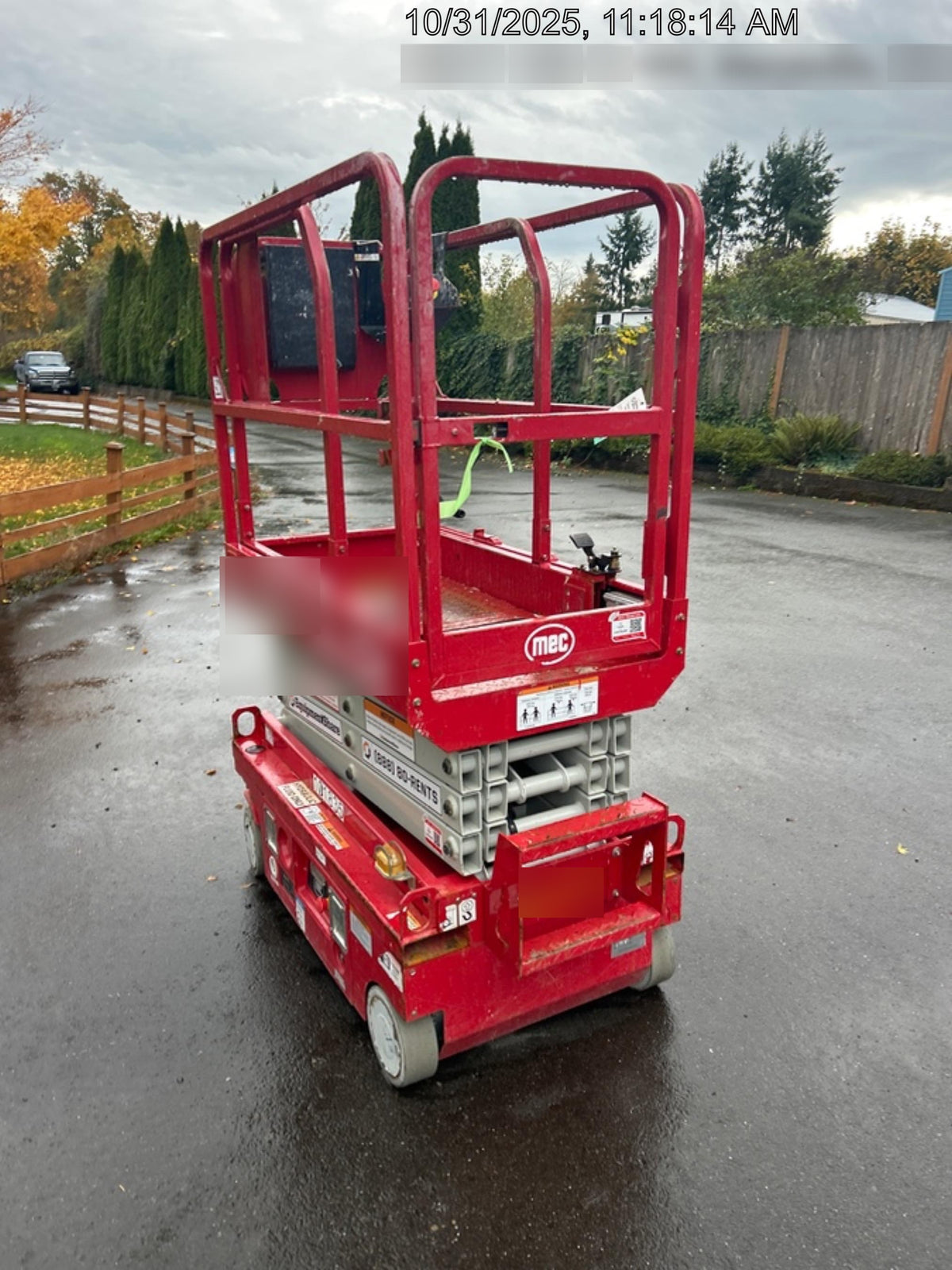 2020 MEC 1330SE Solid NM Tires, Steel Swing out Doors, LCS, Beacon, 900W Invertor