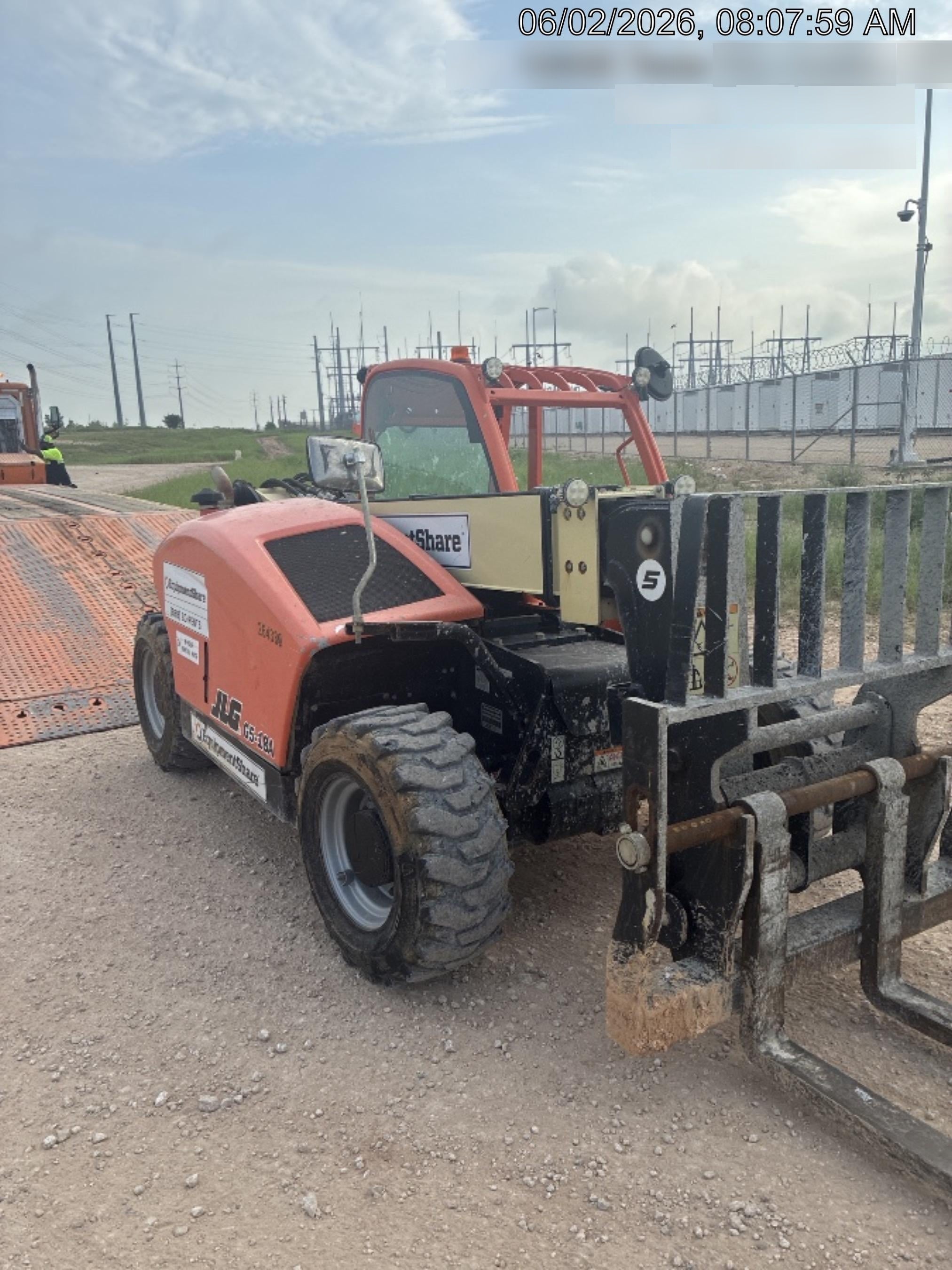 2022 JLG G5-18A