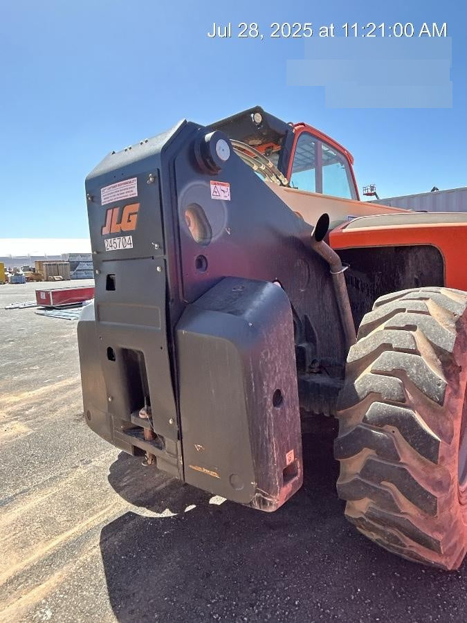 2022 JLG 1732