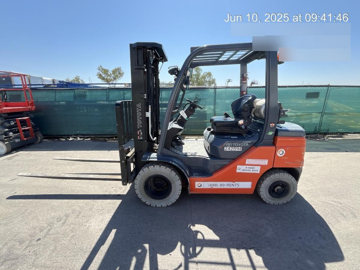 2022 TOYOTA 50-8FGU25