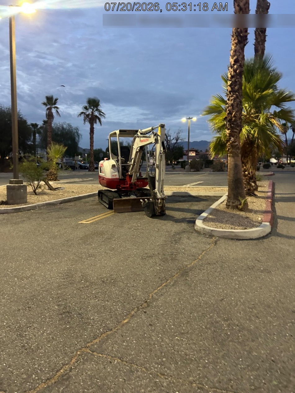 2022 TAKEUCHI TB235-2R