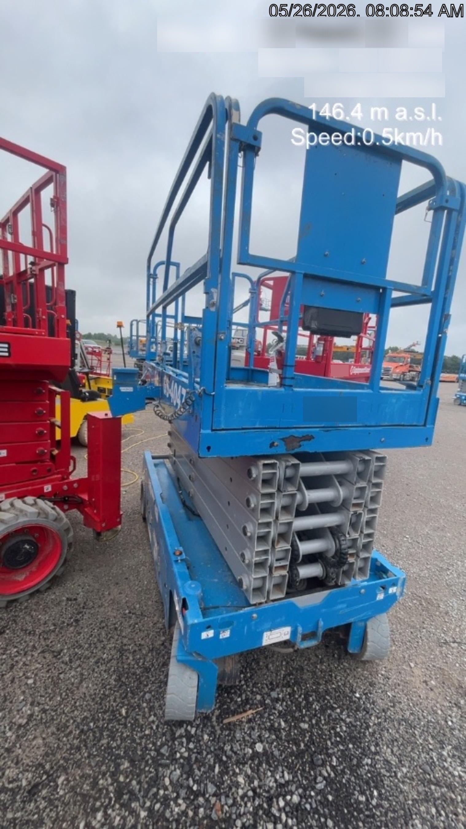 2019 Genie GS-4047 Folding rails with half height swing gate