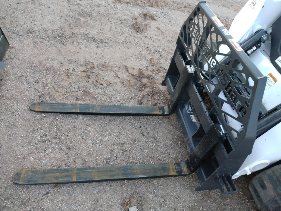 2021 PALADIN 48" Pallet Forks - Paladin