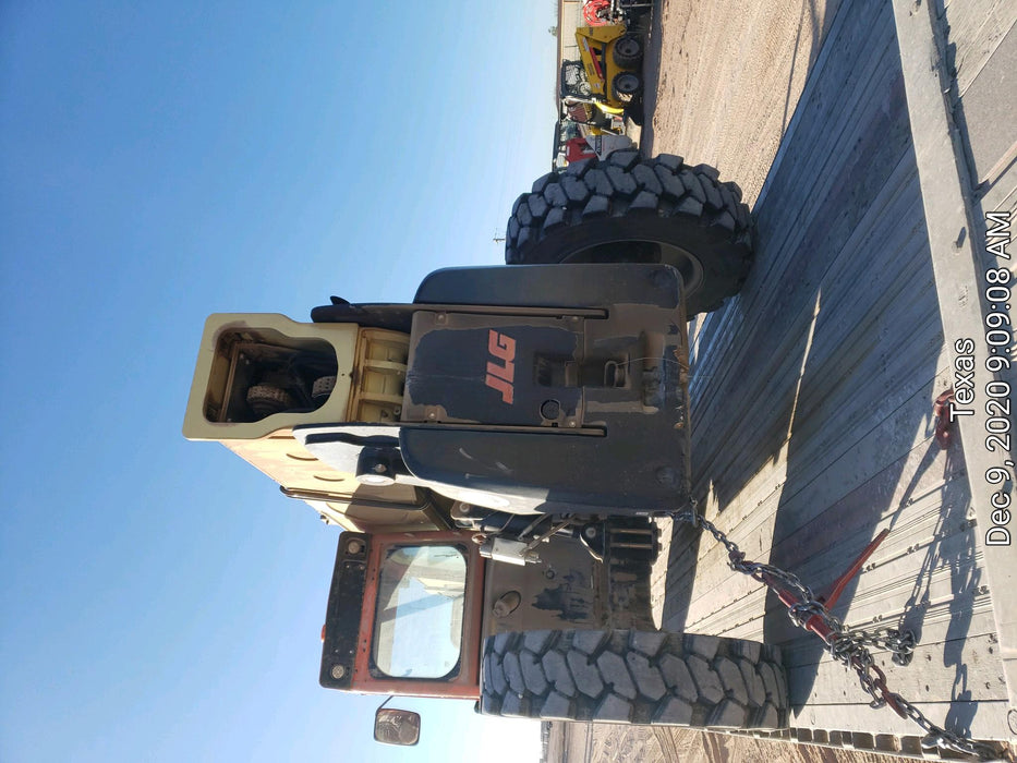 2019 JLG 1255 JLG 1255 T4F w/Open ROPS, Solid Tires, Work Lights/Beacon, 60" Carriage/Forks