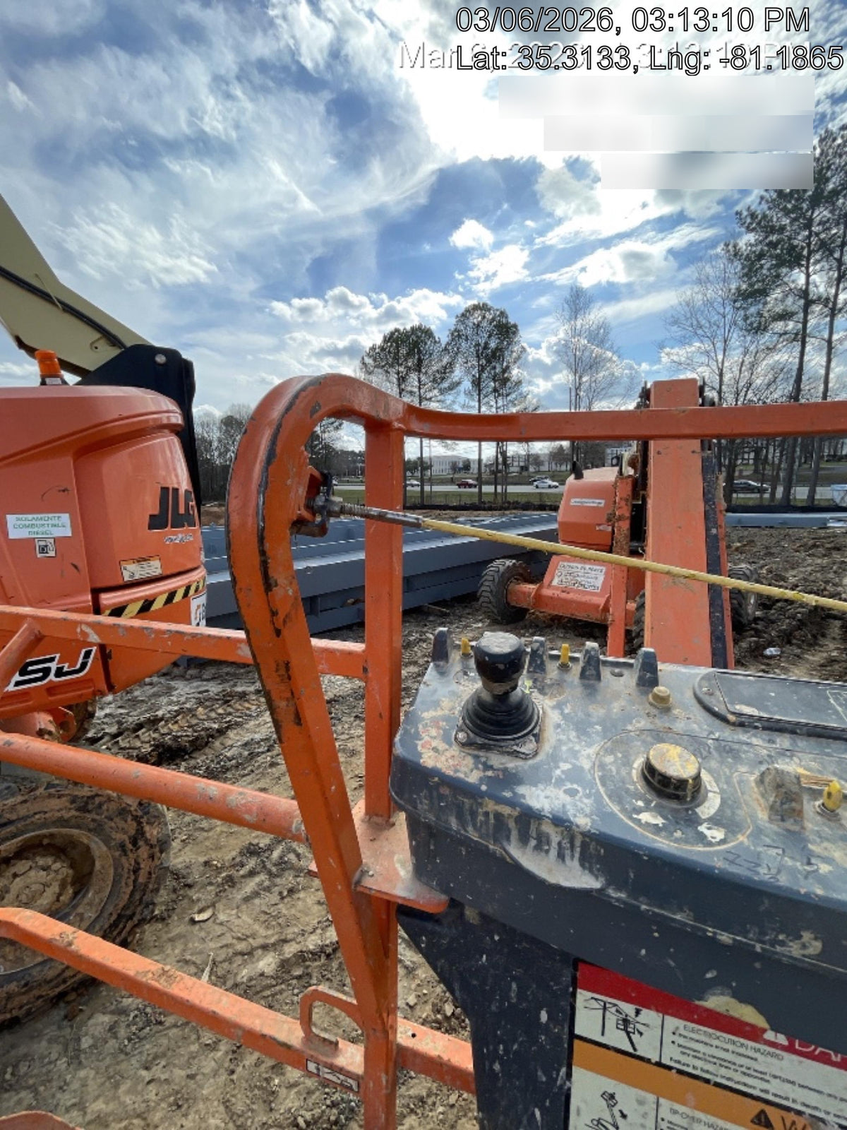 2022 JLG 460SJ