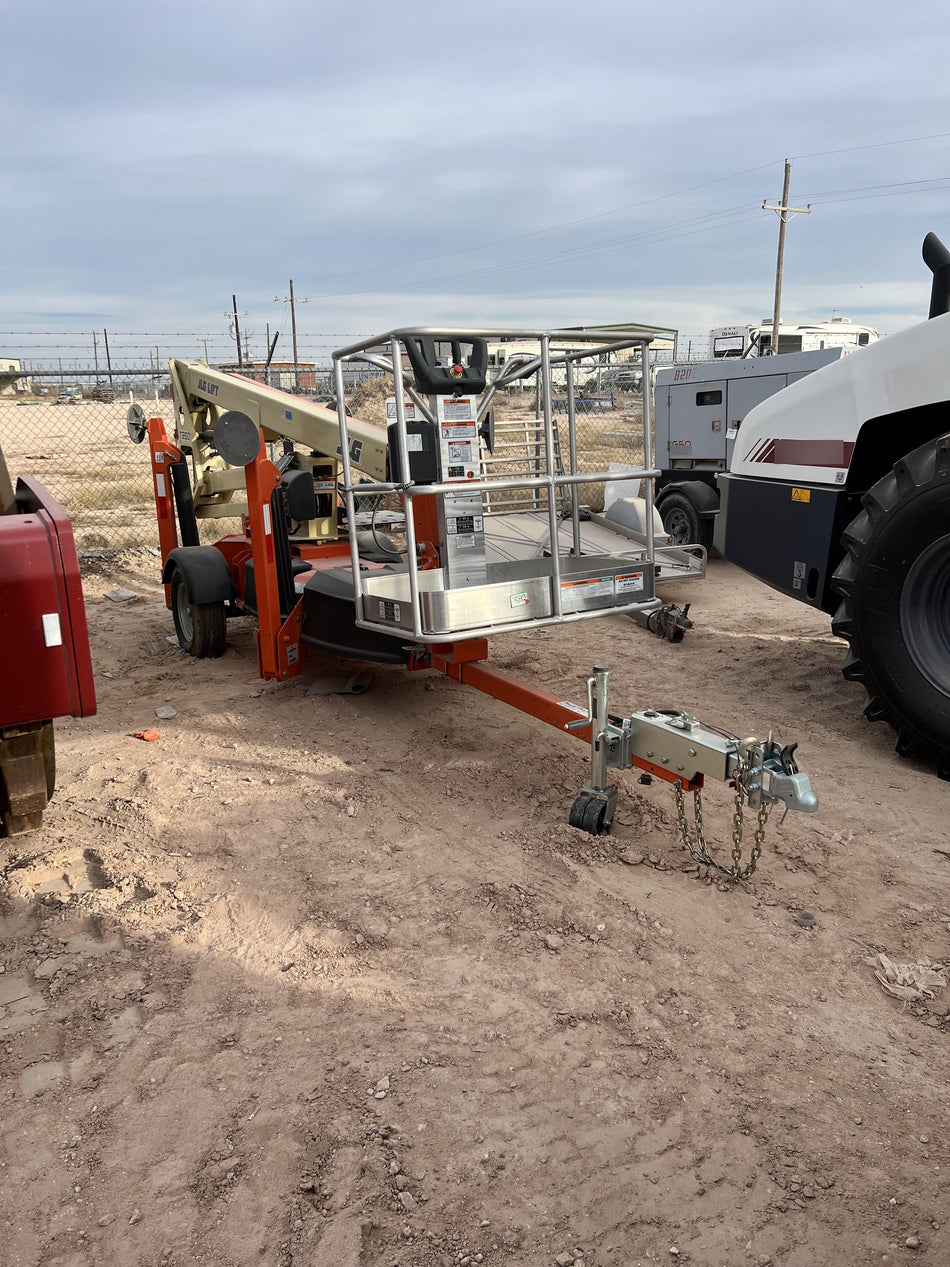 2022 JLG T350