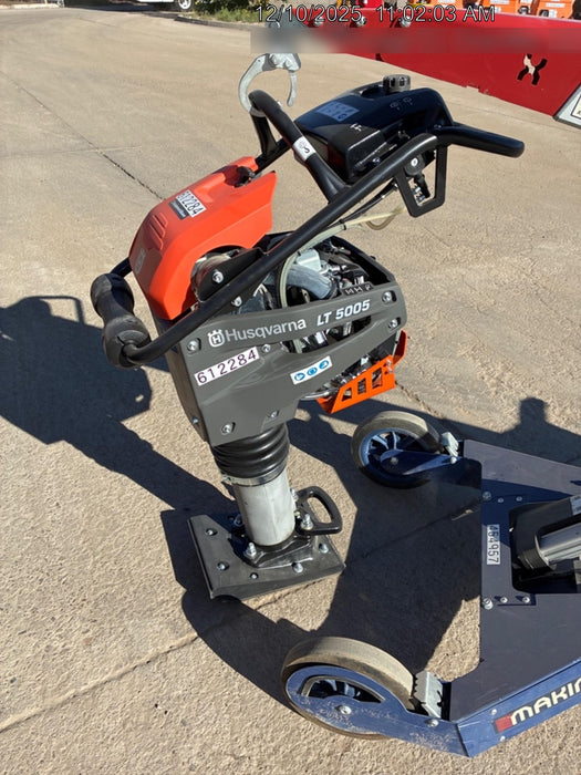 2025 HUSQVARNA LT5005