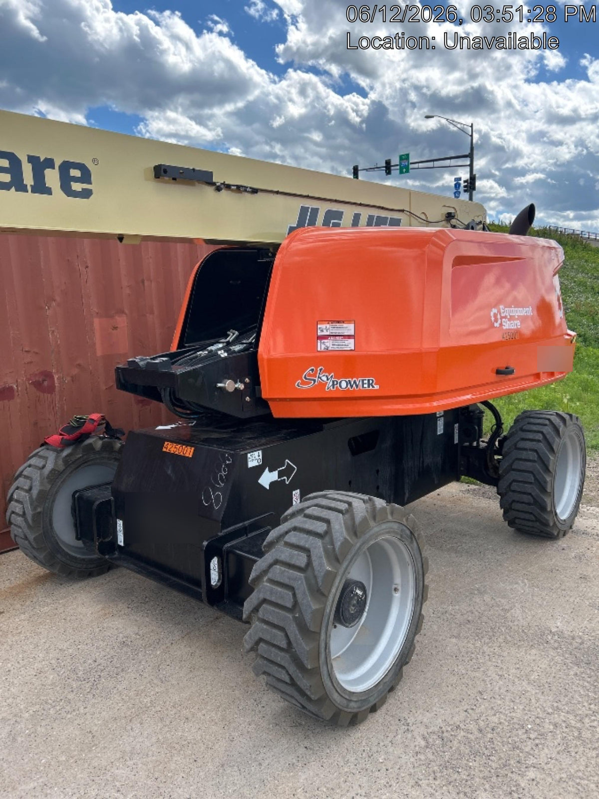 2024 JLG 660SJ
